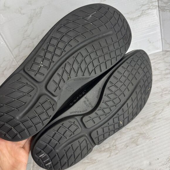 OOFOS Shoes Mens Black Recovery Clogs Slip On Foam Comfort Arch Support Cushion - Picture 9 of 9